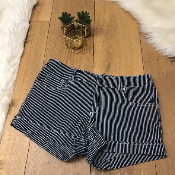 Rolled up Striped Jean Shorts #563